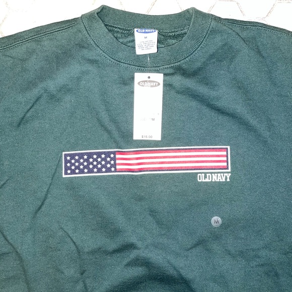 Boy’s Old Navy Flag Green Sweatshirt - Size Medium - Picture 3 of 9